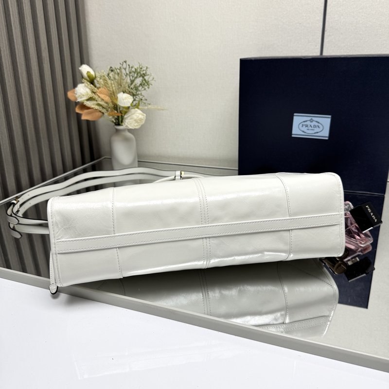 오일드 가죽 빈티지 핸드백 001-222056