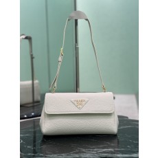 플랩 그레인 레더 숄더백 001-222202
