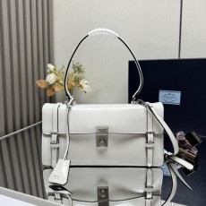 화이트 버킷백 핸드백 숄더백 001-222343