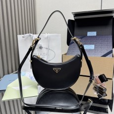 프라다 문 핸드백 소가죽 투웨이 001-222368