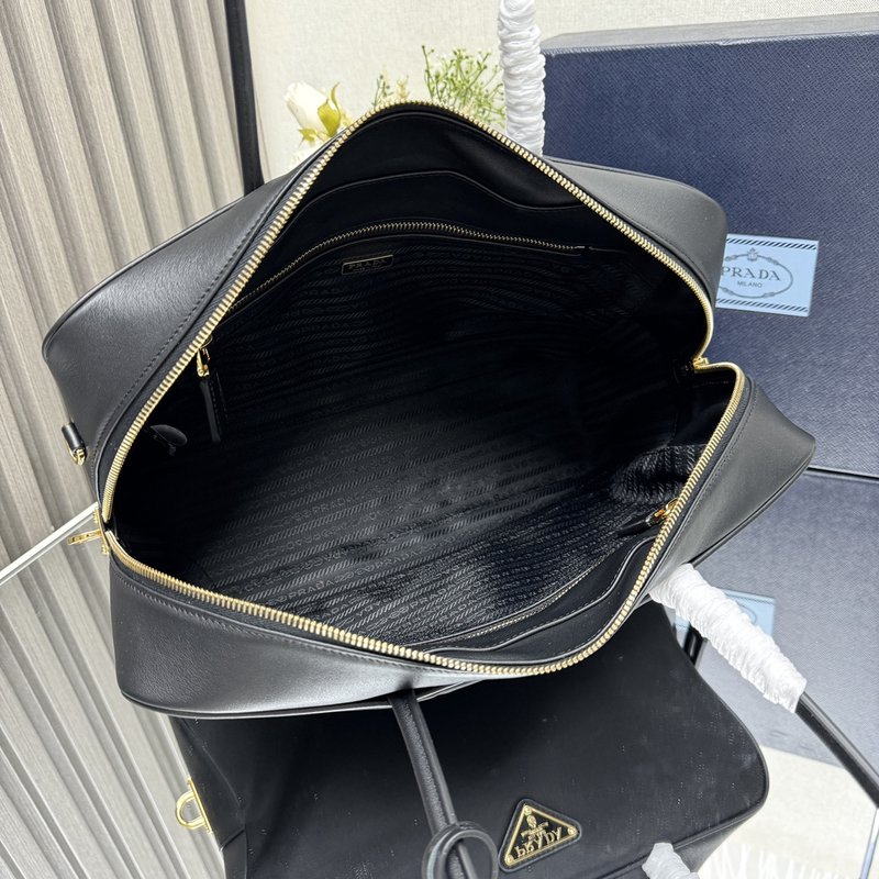 프라다 리나일론 가죽 토트백 001-222448
