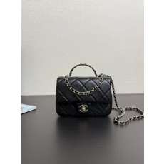 샤넬 블랙 트위스트 핸들 플랩백 스몰 001-222536