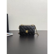 샤넬 클래식 블랙 퀼팅 체인백 001-222543