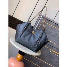 권지용 동문 블랙 송아지 가죽 토트백 001-222551