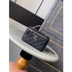 샤넬 에나멜 블랙 실버 버클 핸드백 001-222561