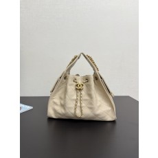 샤넬 HOBO 조절 가능한 체인 버킷백 001-222575