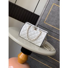 샤넬 화이트 블랙 에지 보스턴 볼링백 001-222593