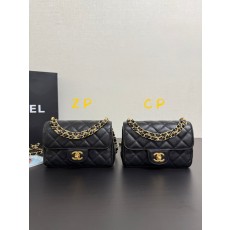 소 가죽 더블 체인 스퀘어 숄더백 001-222636
