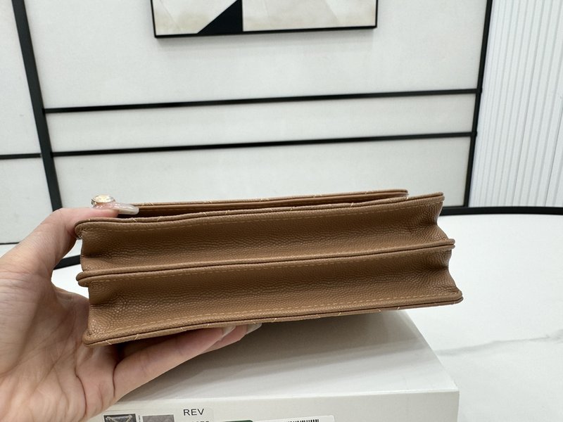 샤넬 리본 체인백 001-222728