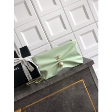 애플그린 미니 체인 클러치백 001-222748
