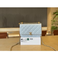 샤넬 더블 골드볼 광택 소가죽 WOC 체인백 001-222771