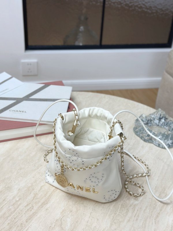 샤넬 오픈워크 미니 22 백 001-222823