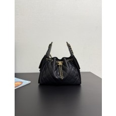 샤넬 클래식 퀼팅 체인 버킷백 001-222905