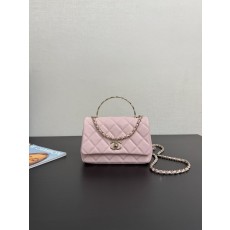 샤넬 퀼팅 메탈 핸들 플랩백 001-222910