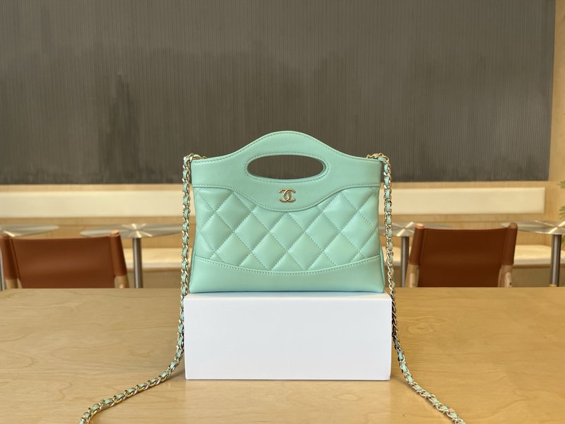 샤넬 24C 31bag 미니 오일드 왁스 가죽 001-222949