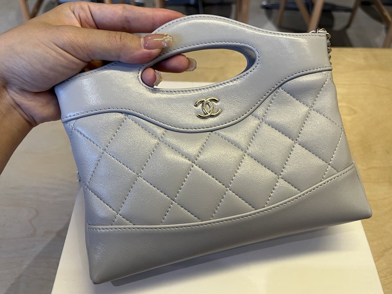 샤넬 24C 31bag 미니 오일드 왁스 가죽 001-222959