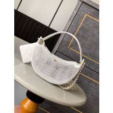 샤넬 밀크 화이트 메쉬 퀼팅 문백 001-222961