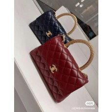 샤넬 골드 다이아몬드 컷아웃 핸드백 001-223060