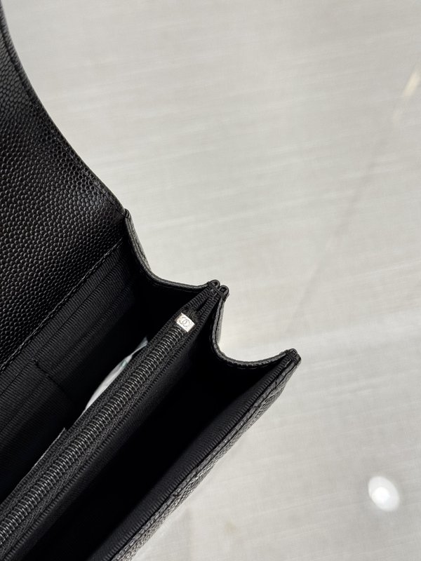 샤넬 클래식 퀼팅 핸드백 001-223072