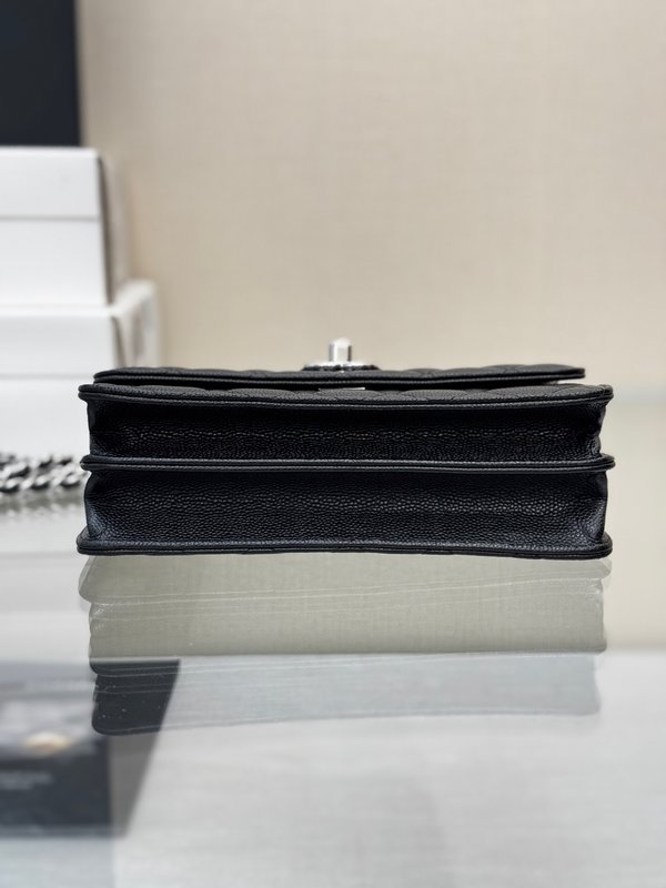 샤넬 클래식 퀼팅 핸드백 001-223072