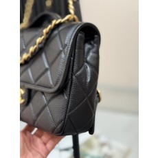 샤넬 클래식 퀼팅 체인 숄더백 001-223173