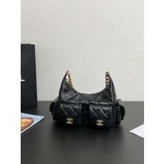 샤넬 블랙 폴리시드 램스킨 호보백 001-223183