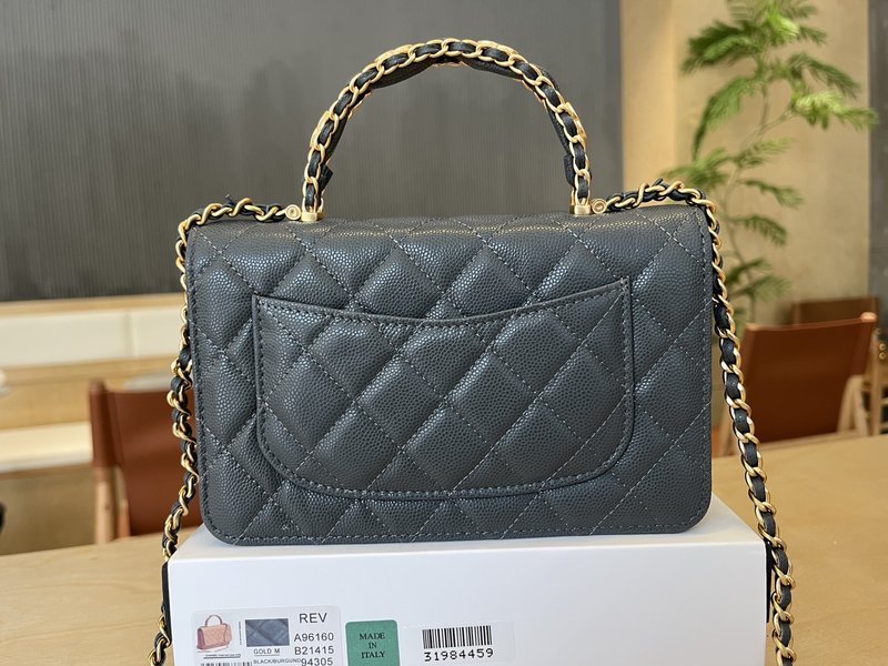 샤넬 더블 C 로고 핸들 WOC 백 001-223270