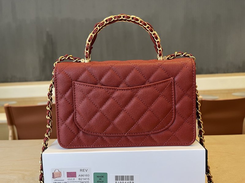샤넬 더블 C 로고 핸들 WOC 체인백 001-223272