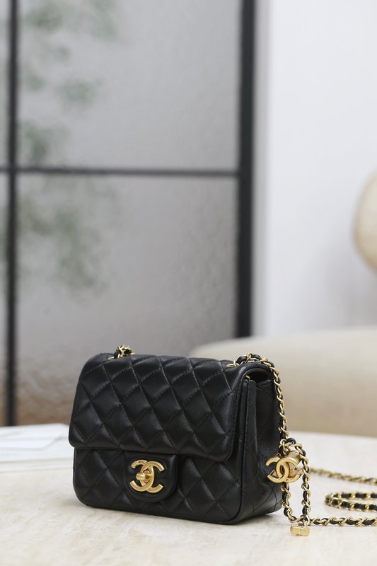 샤넬 더블 C 조절 버클 광택 양피 체인백 001-223274