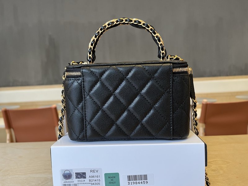 샤넬 더블 C 핸들 메이크업 박스 001-223276