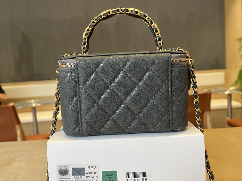 샤넬 더블 C 핸들 메이크업 박스 001-223277