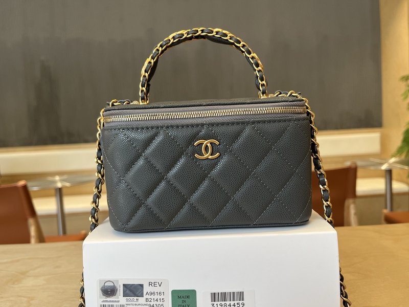 샤넬 더블 C 핸들 메이크업 박스 001-223277