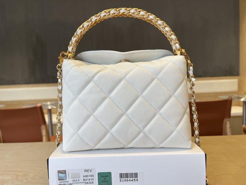 샤넬 더블 C 핸들 체인 파우치 001-223286