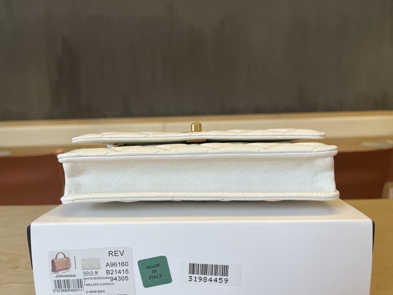 샤넬 더블 C 핸들 WOC 그레인 가죽 가방 001-223292