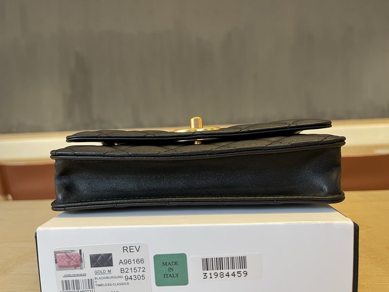 샤넬 더블 C 버클 조절 가능 WOC 숄더백 001-223298