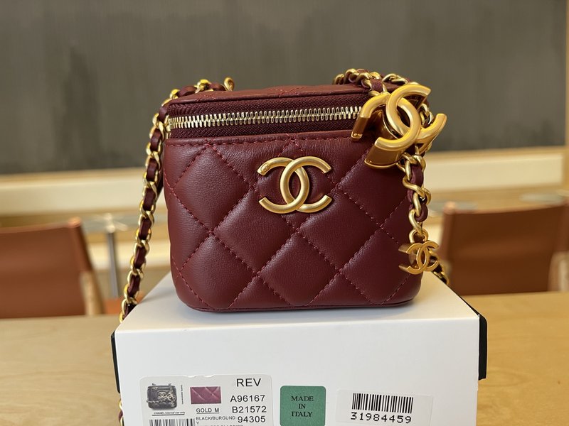 샤넬 더블 C 버클 롱 박스 백 001-223311