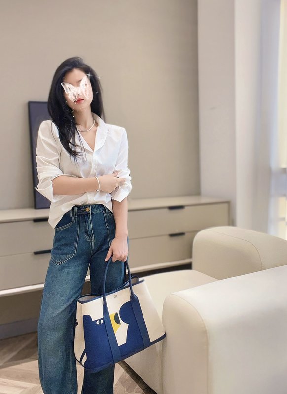에르메스 블루 토트백 001-223324