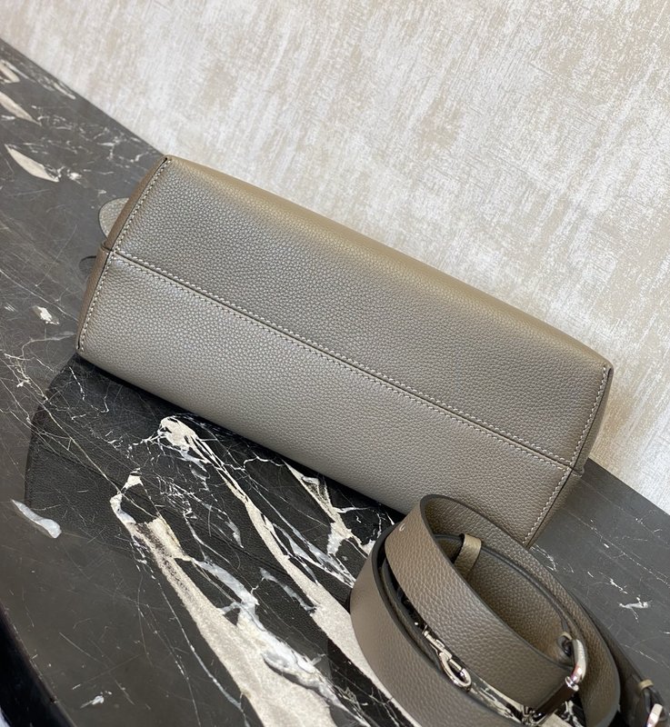 Fendi 업그레이드 그레이그린 보스턴 닙닙백 001-223411