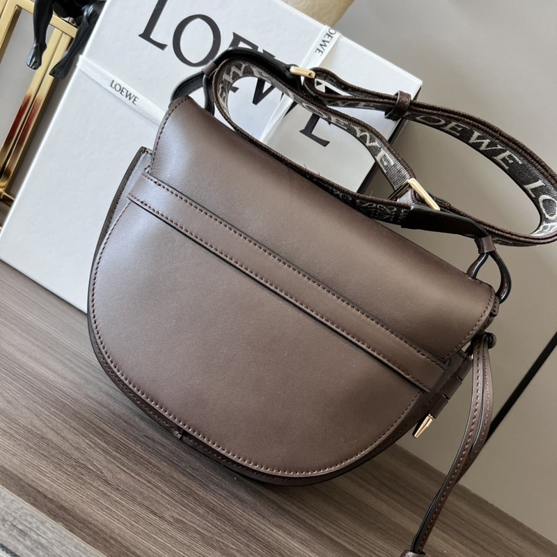 로에베 게이트 미니 백 001-223595
