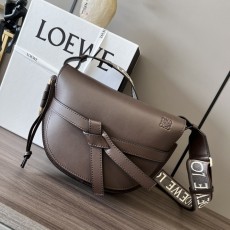 로에베 게이트 미니 백 001-223595
