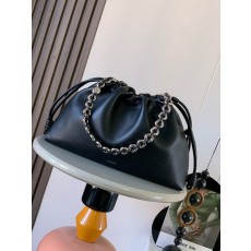 로에베 대용량 사슴가죽 플레밍고 클러치백 001-223599