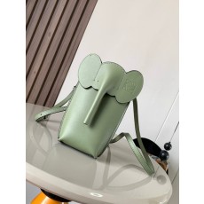 로에베 코끼리 모양 그린 폰백 001-223651