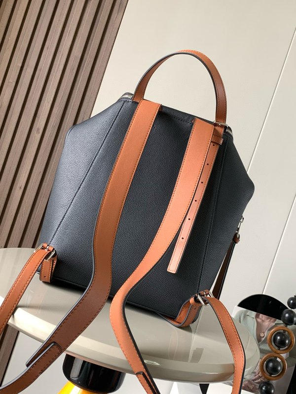 OEWE 고야 스이딩 미니 백팩 001-223667
