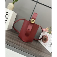 로에베 미니 소프트 카프스킨 버킷백 001-223696