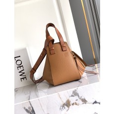 로에베 해먹 숄더백 카라멜 001-223771