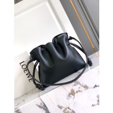 로에베 플라멩코 라지 클러치 백 001-223811