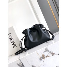 로에베 미니 클러치 백 001-223812