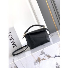 로에베 퍼즐 미니 라지 그레인 숄더백 001-223846