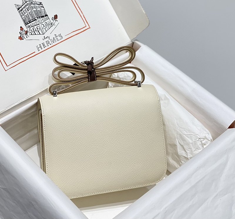 에르메스 콩스탕스 밀크화이트 입송 가죽 001-223949