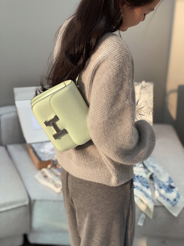 버블그린 골드실버 버클 핸드백 001-223952